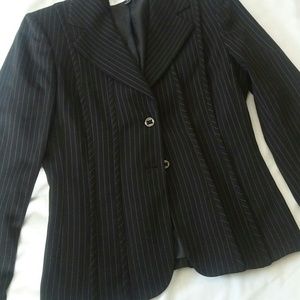 Tahari Pinstripe Blazer S4